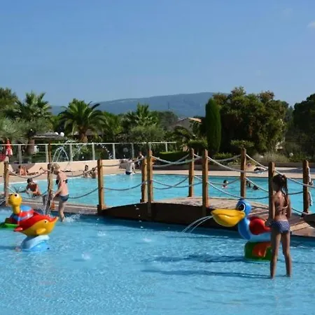 مكان تخييم Coco