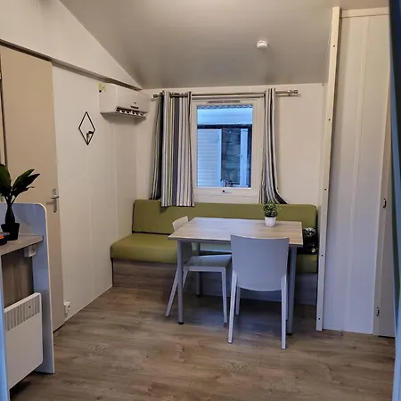 مكان تخييم Coco *